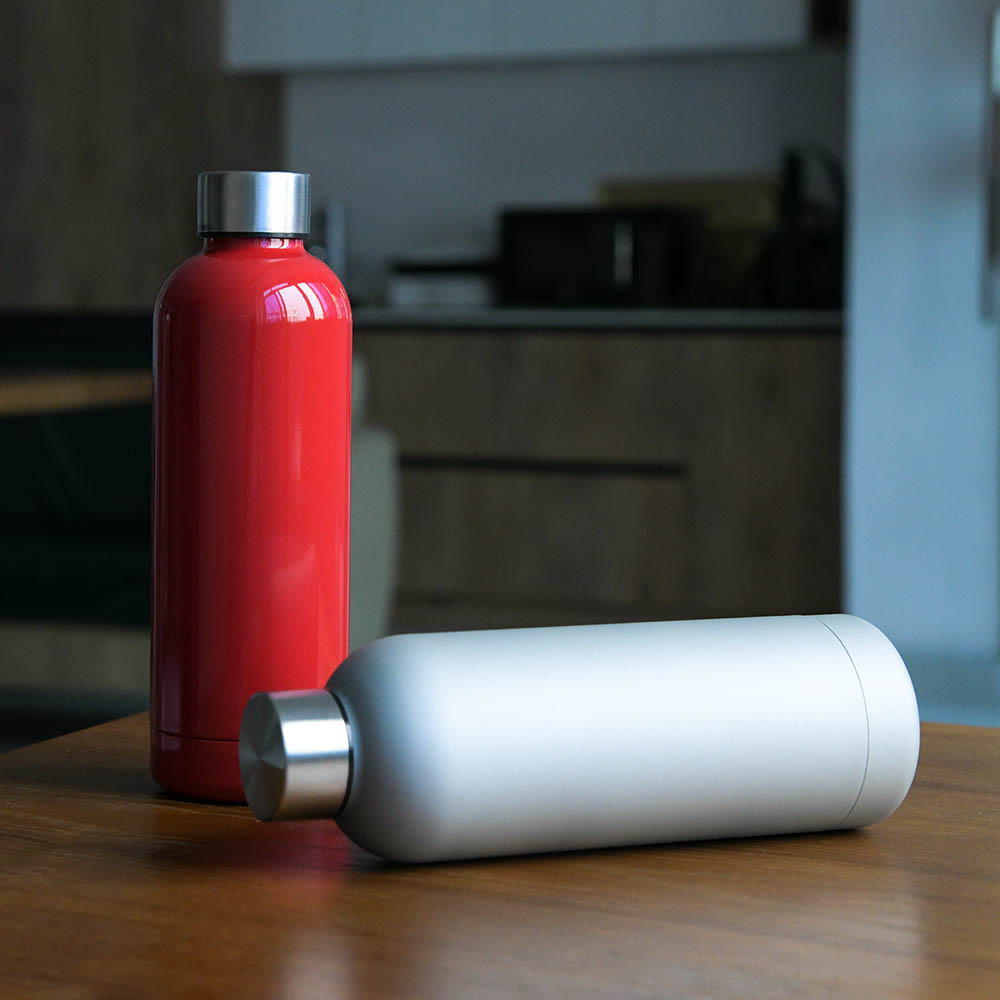 custom metal water bottles